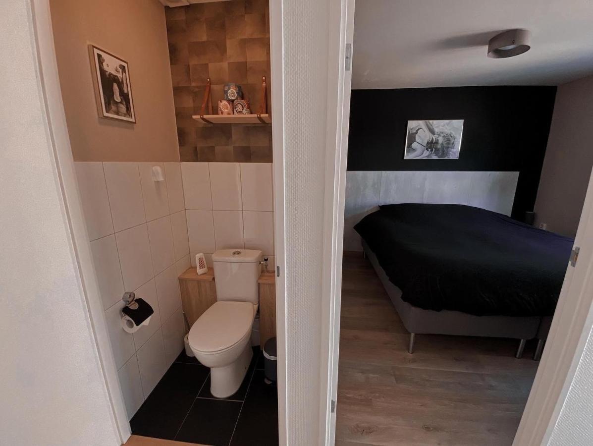 Loods 123 Bed & Kitchen Villa Landgraaf Exterior foto
